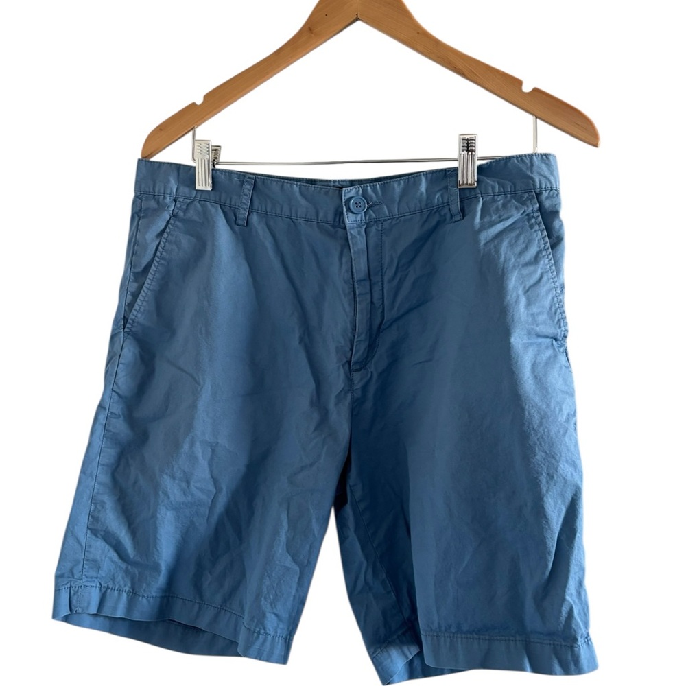 H&M Men's Sky Blue Flat Front Shorts Size 34R